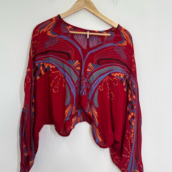 Free People - Beneath The Sea Red Boho V Neck Lightweight Blouse Size XS - Picture 9 of 11